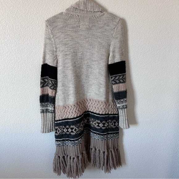 American Eagle Outfitters Beige Boho Fringe Patterned Long Cardigan - Picture 2 of 9